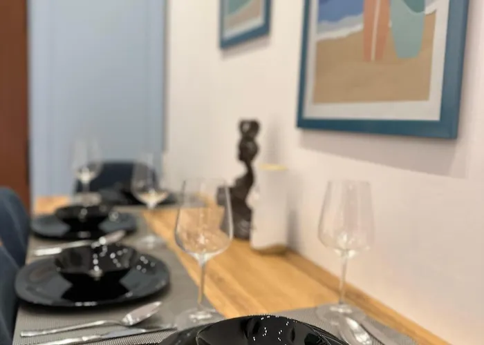 Modern & Cozy * Golem