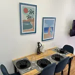 Apartamento Modern & Cozy Golem (Tirana)