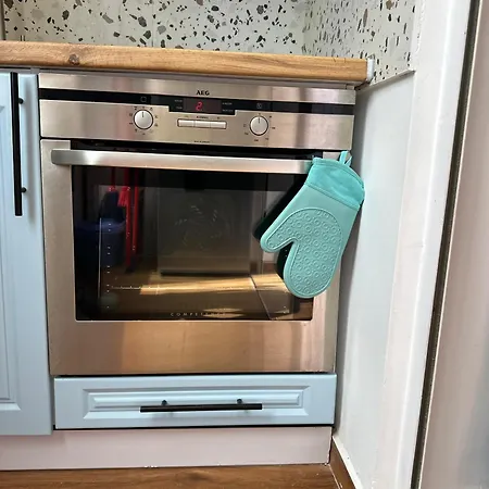 Apartment Modern & Cozy Golem