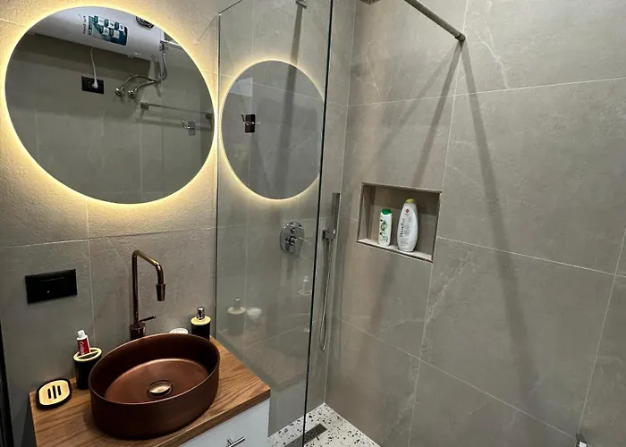 Apartment Modern & Cozy Golem (Tirana)